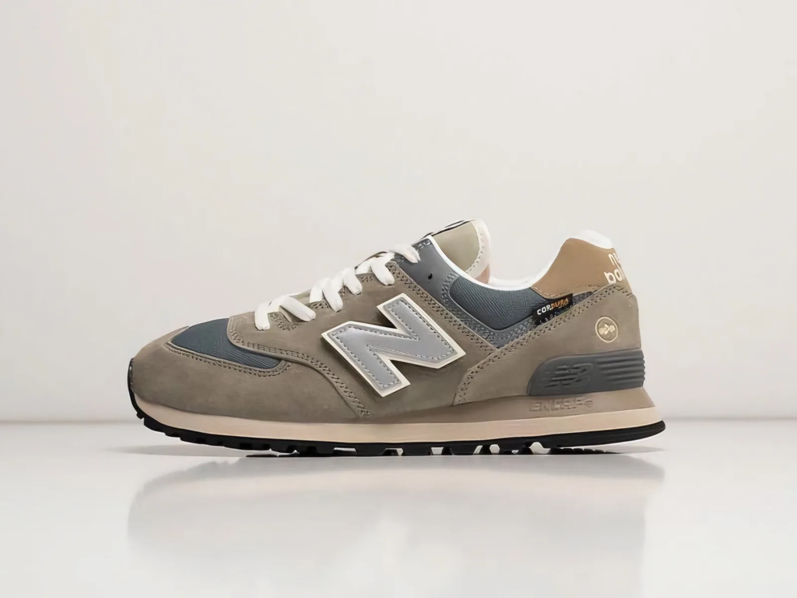 New balance 574 alpha industries