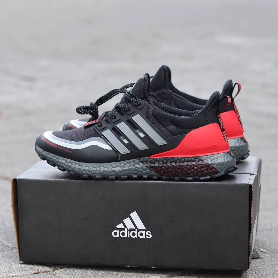 Ultrsboost guard black red