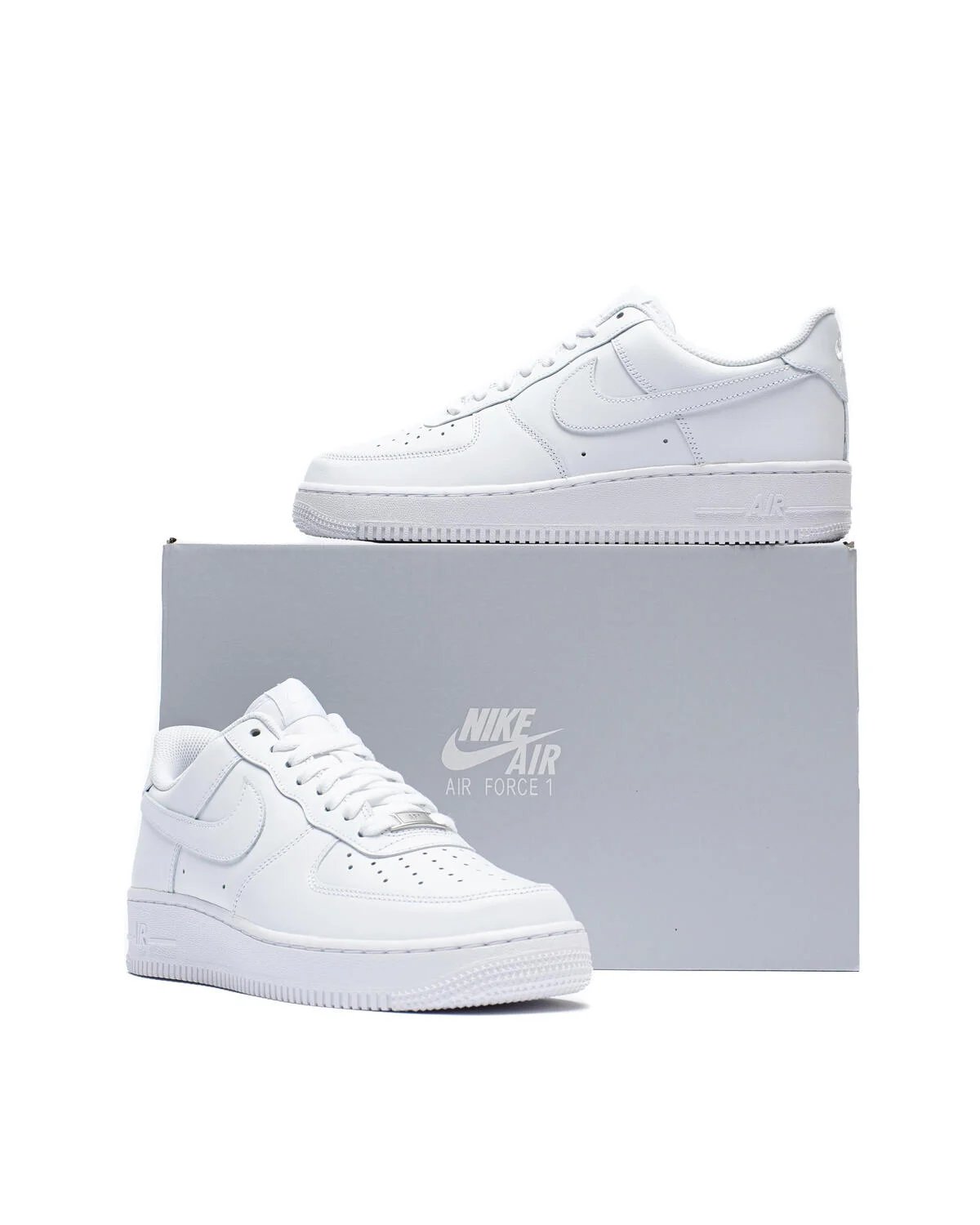 Nike Air Force 1 '07
White/White/White/White - Image 4
