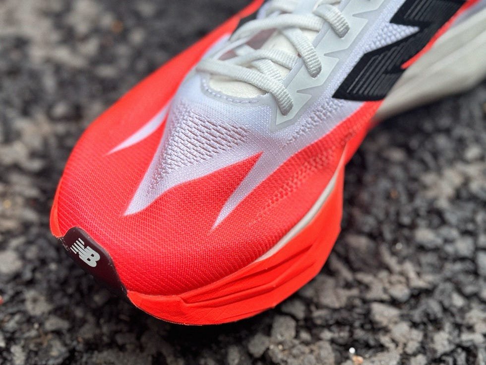 New Balance FuelCell SuperComp Elite v5 - Image 9