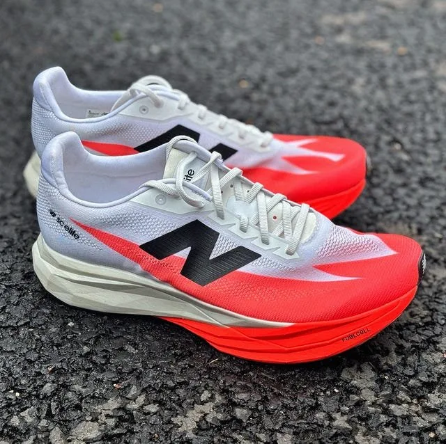 New Balance FuelCell SuperComp Elite v5