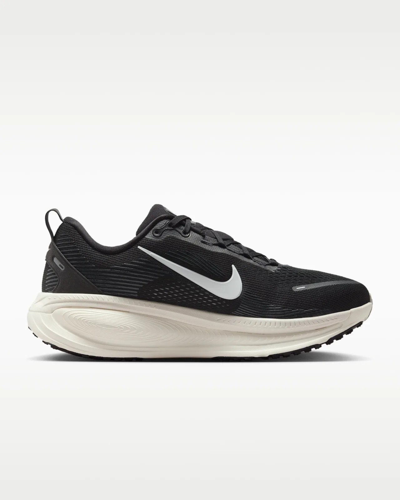 Nike Vomero 18 Road Running Shoes (Extra Wide)