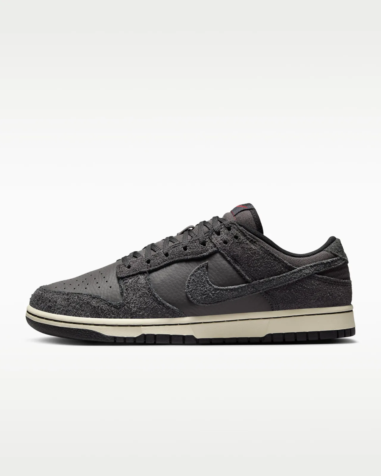 Nike Dunk Low Retro Premium Black/Medium Ash/Coconut Milk/Off-Noir