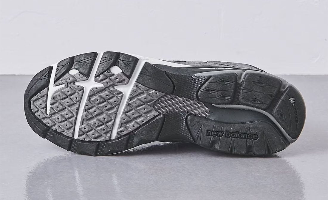United Arrows & Sons x New Balance 990v3 - Image 3