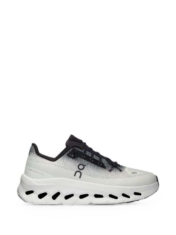 On Running Cloudtilt
Men's Black/Ivory/White
