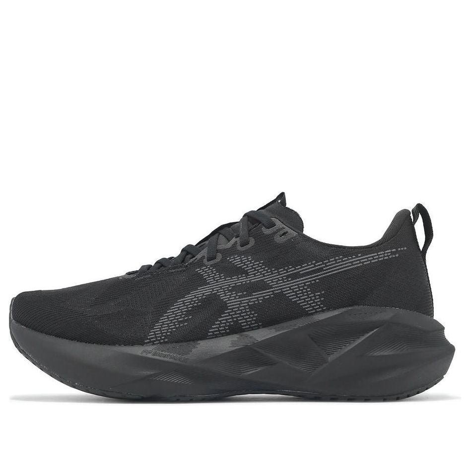 ASICS-Novablast 5 2E Wide 'Black Carrier Grey'