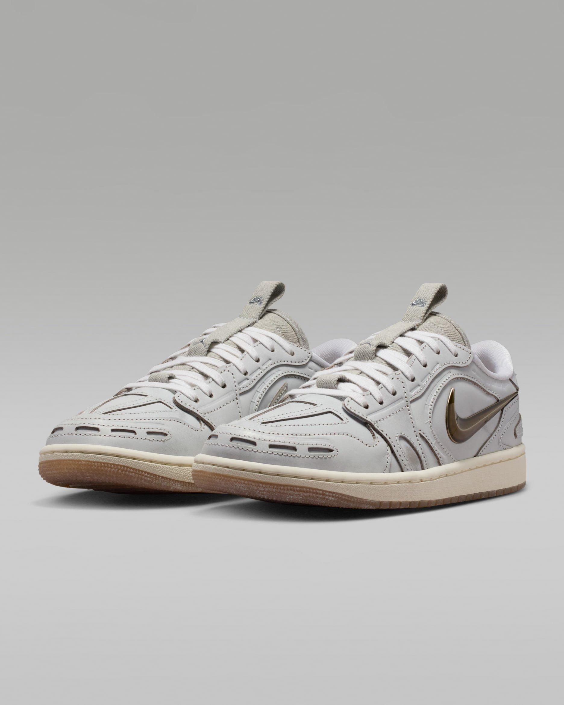 Air Jordan 1 Low Method of Make - Image 9