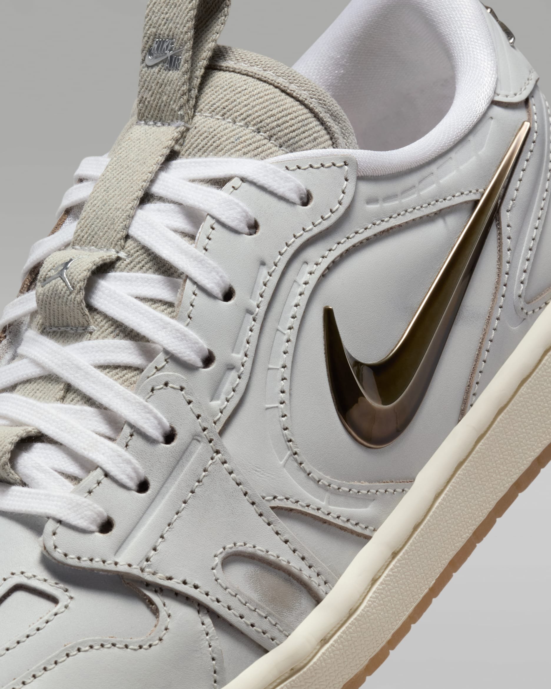Air Jordan 1 Low Method of Make - Image 10