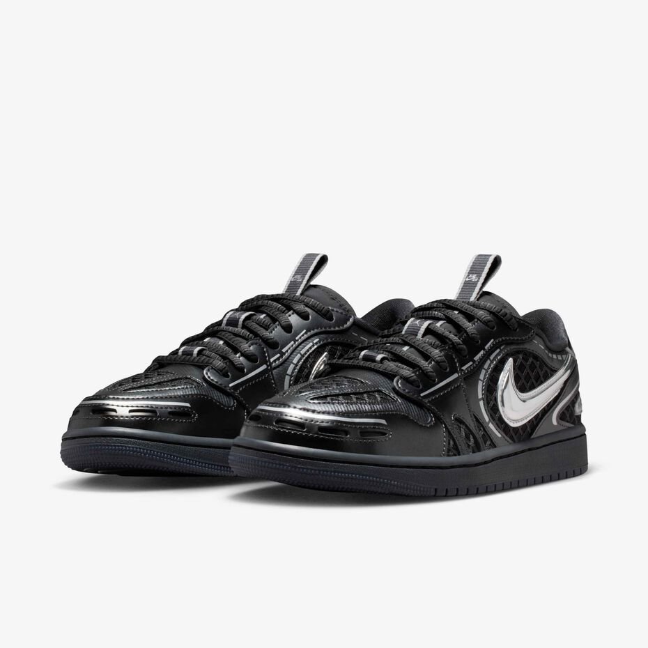 Jordan
Air Jordan 1 Low V3 "Method Of Make" Black/White/Anthracite/Metallic Silver - Image 3
