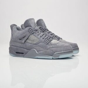 Air Jordan 4 Retro Cool Grey x KAWS