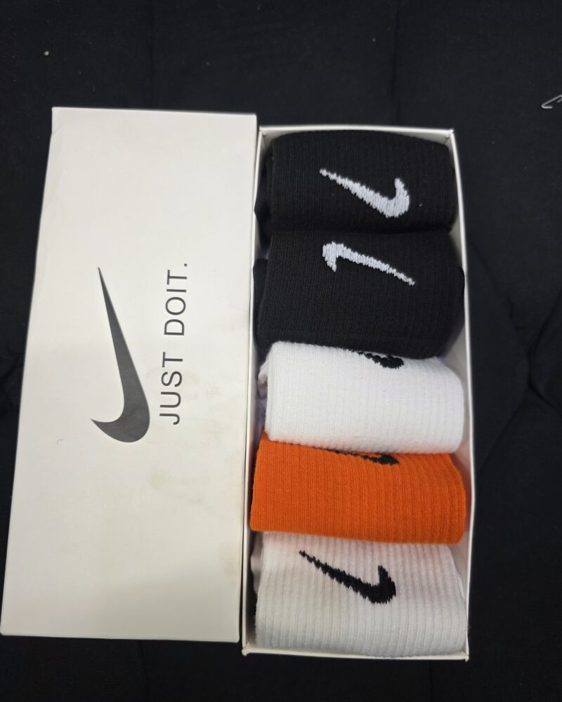 Nike 5"in 1 multicolour socks
