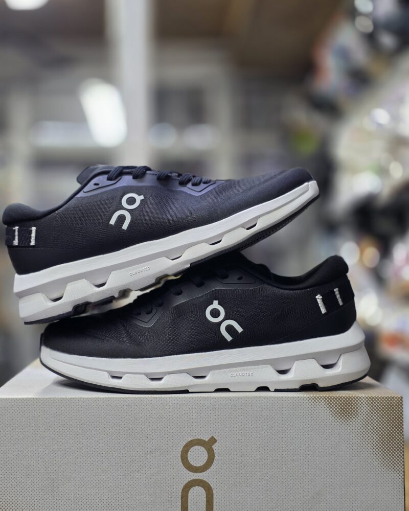 Unisex Sneaker on Cloud Zone Mesh Black White