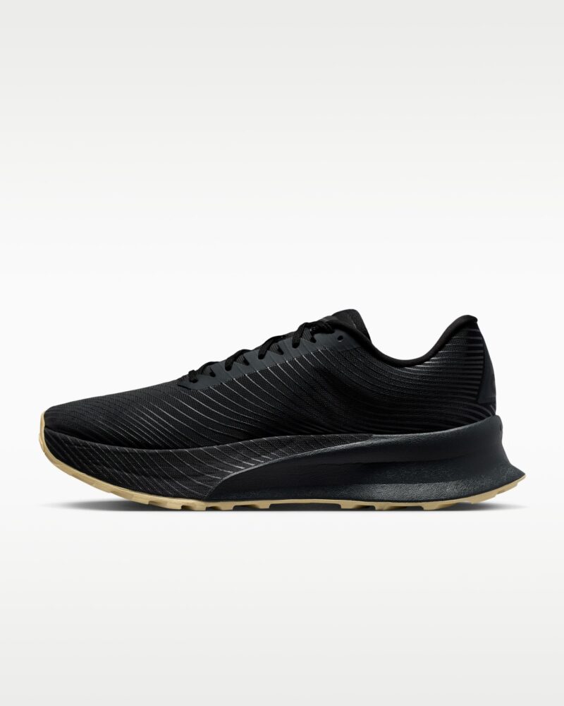 Nike ACG Ultrafly Trail
Trail Racing ShoesBlack/Vegas Gold/Dark Smoke Grey